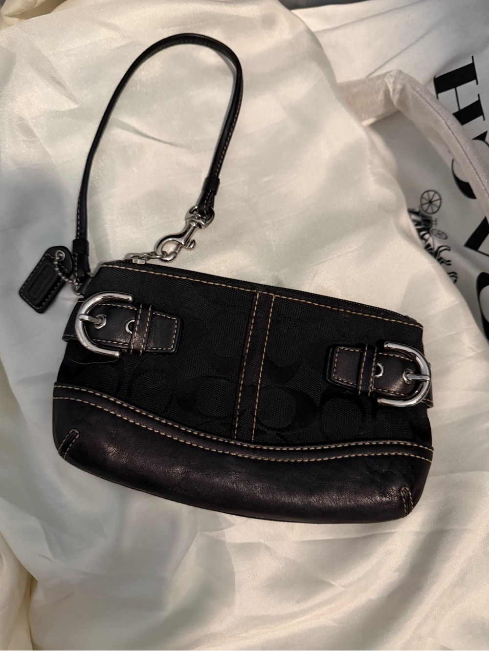 Vintage Coach Soho Legacy Double Buckle Black Signature C Wristlet